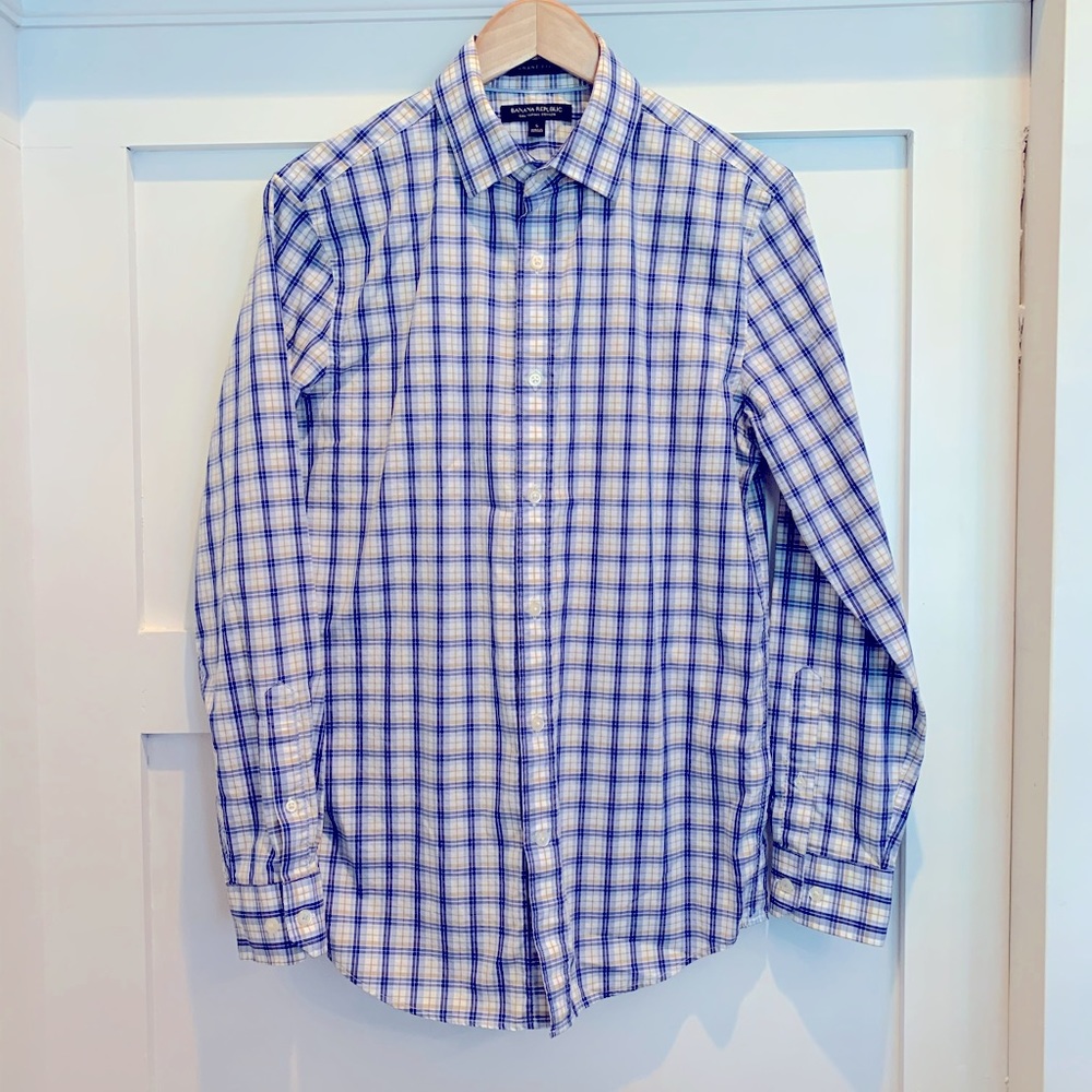 Small plaid banana republic shirt
